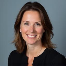 Portrait of Maria Schmidt, Head of Operations at Alpine Wegebau GmbH